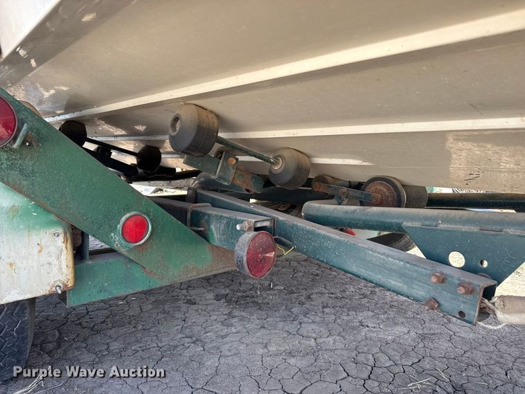 image for item DZ5352 1974 Bayliner Saratoga boat