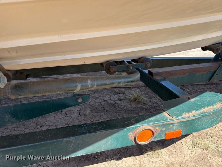 image for item DZ5352 1974 Bayliner Saratoga boat