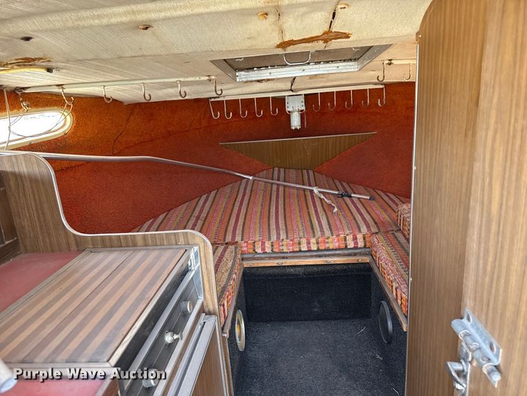 image for item DZ5352 1974 Bayliner Saratoga boat