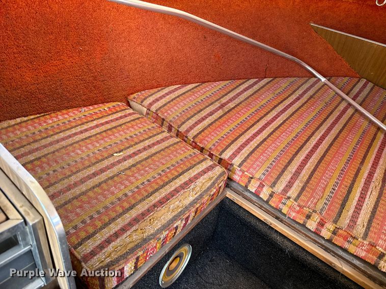 image for item DZ5352 1974 Bayliner Saratoga boat