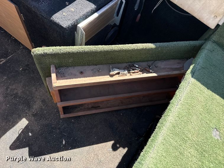 image for item DZ5352 1974 Bayliner Saratoga boat