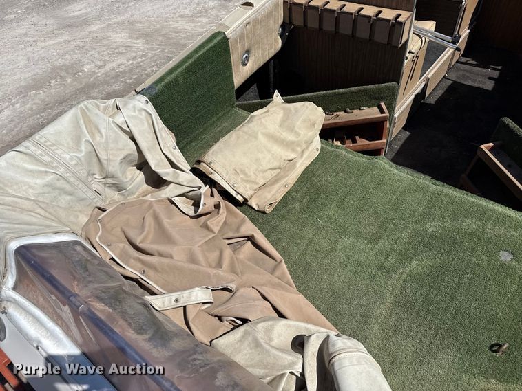 image for item DZ5352 1974 Bayliner Saratoga boat