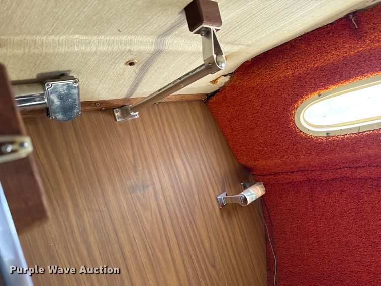 image for item DZ5352 1974 Bayliner Saratoga boat