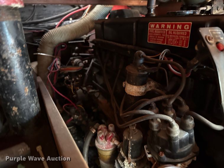 image for item DZ5352 1974 Bayliner Saratoga boat