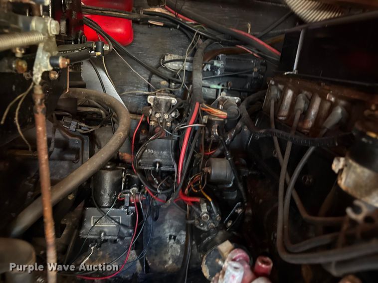 image for item DZ5352 1974 Bayliner Saratoga boat