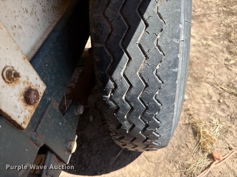 image for item DZ5352 1974 Bayliner Saratoga boat