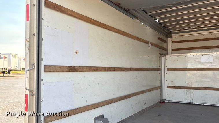 image for item EA4558 2009 Ford E-450 Box Truck