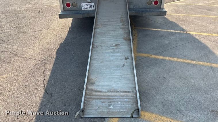 image for item EA4558 2009 Ford E-450 Box Truck