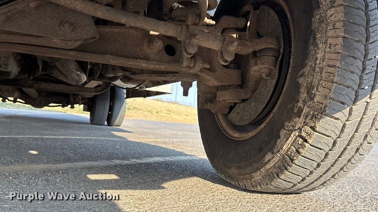 image for item EA4558 2009 Ford E-450 Box Truck