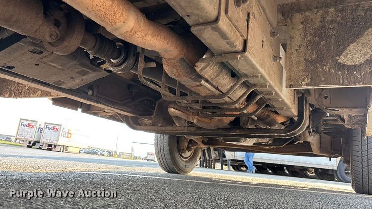 image for item EA4558 2009 Ford E-450 Box Truck