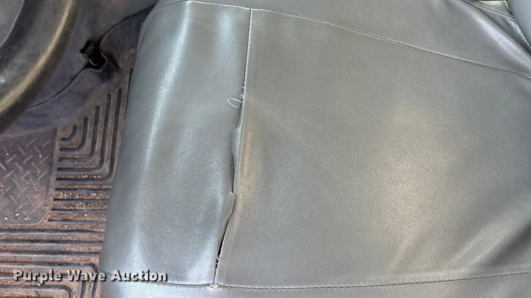 image for item EA4558 2009 Ford E-450 Box Truck