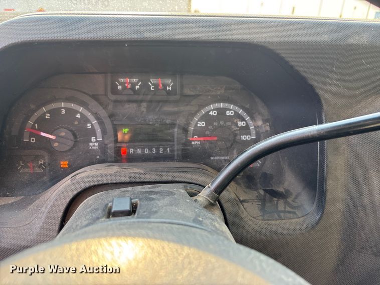 image for item EA4558 2009 Ford E-450 Box Truck