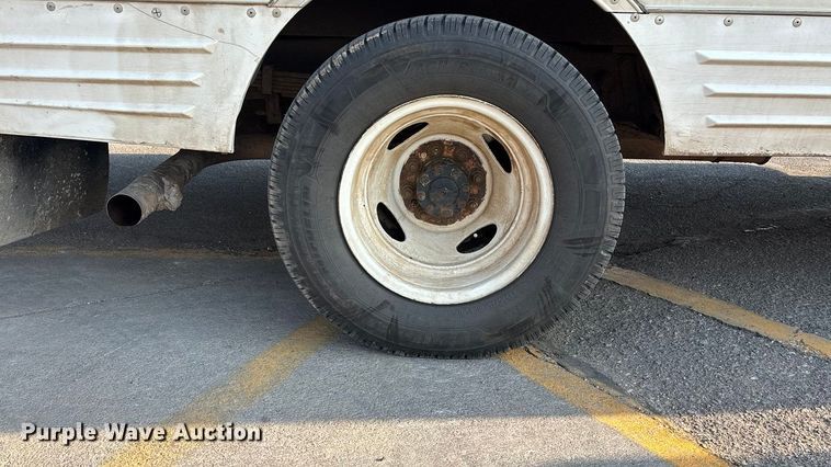 image for item EA4558 2009 Ford E-450 Box Truck