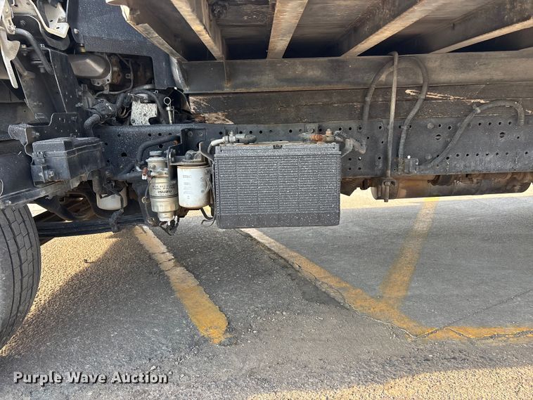 image for item EA4559 2007 Isuzu NPR box truck