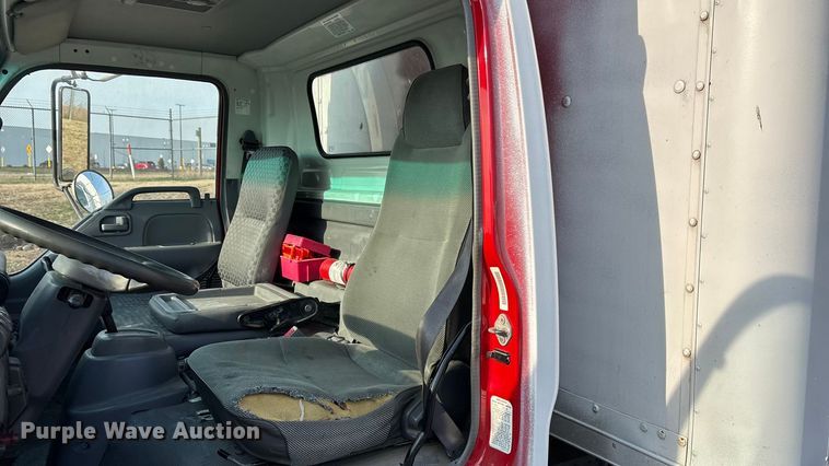 image for item EA4559 2007 Isuzu NPR box truck