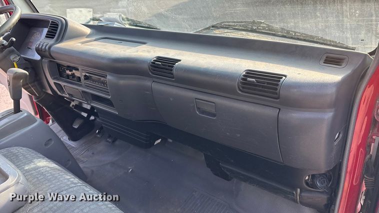 image for item EA4559 2007 Isuzu NPR box truck