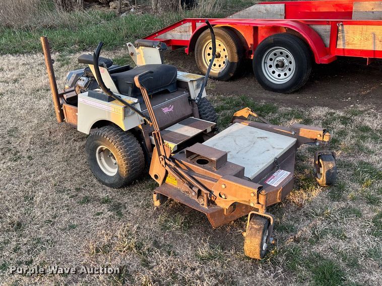 image for item EA4561 Grasshopper 614 ZTR lawn mower