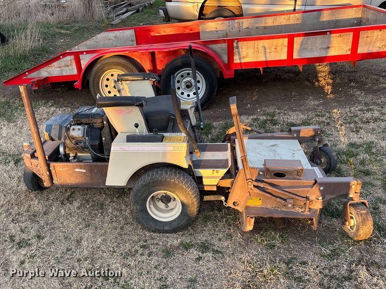 image for item EA4561 Grasshopper 614 ZTR lawn mower