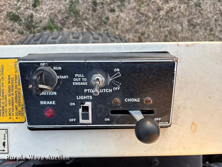 image for item EA4561 Grasshopper 614 ZTR lawn mower