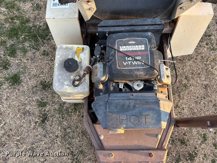 image for item EA4561 Grasshopper 614 ZTR lawn mower