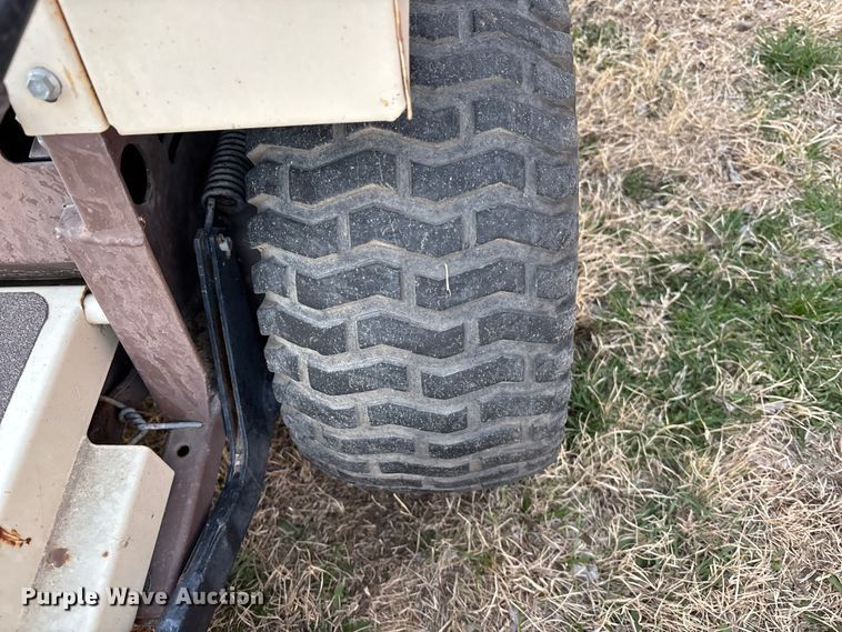 image for item EA4561 Grasshopper 614 ZTR lawn mower