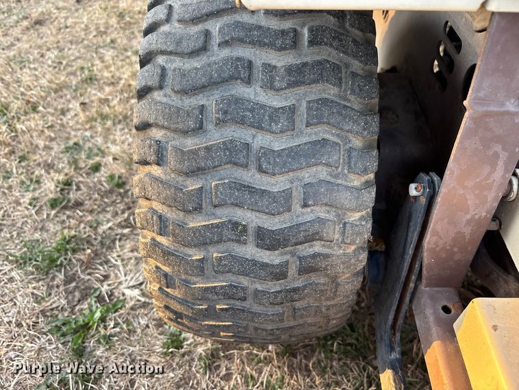 image for item EA4561 Grasshopper 614 ZTR lawn mower