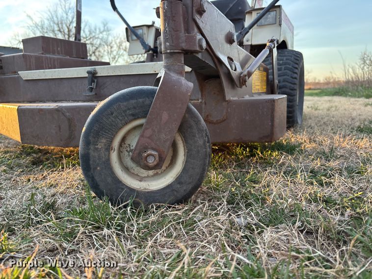 image for item EA4561 Grasshopper 614 ZTR lawn mower