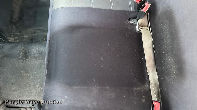 image for item EA4563 2005 Ford F250 Super Duty Crew Cab pickup truck