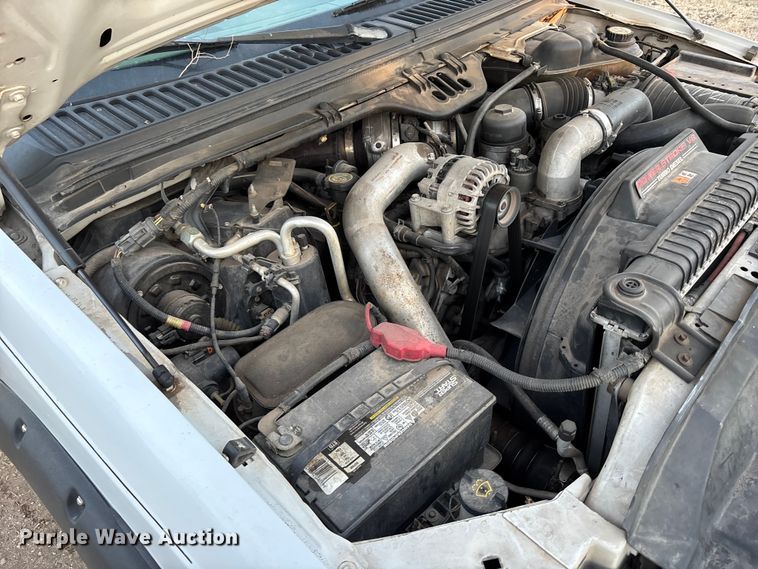 image for item EA4563 2005 Ford F250 Super Duty Crew Cab pickup truck