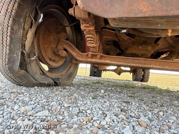 image for item EA4649 1940 Ford flatbed truck