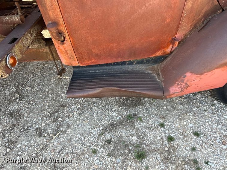 image for item EA4649 1940 Ford flatbed truck