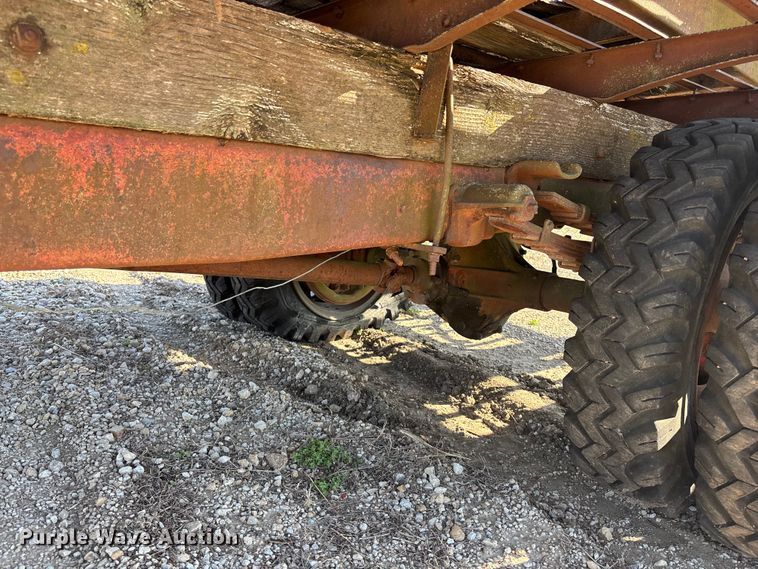 image for item EA4649 1940 Ford flatbed truck