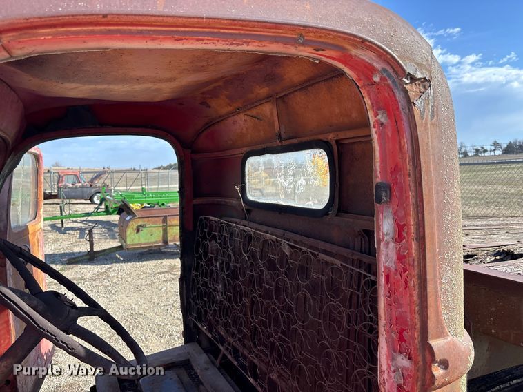 image for item EA4649 1940 Ford flatbed truck