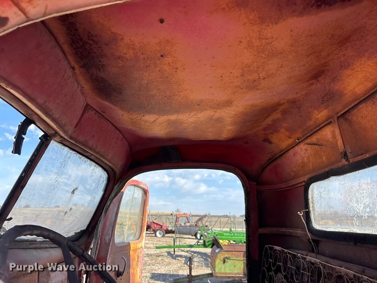 image for item EA4649 1940 Ford flatbed truck