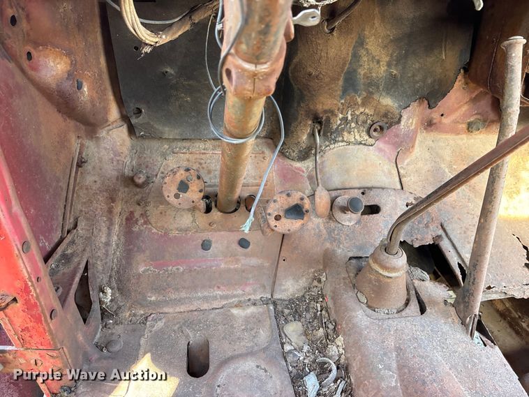 image for item EA4649 1940 Ford flatbed truck