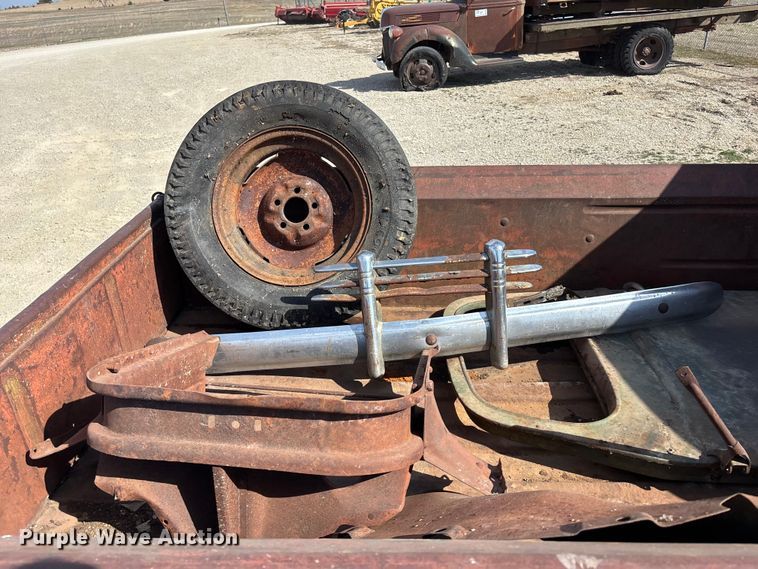 image for item EA4657 1941 International Harvester KB-1 pickup truck