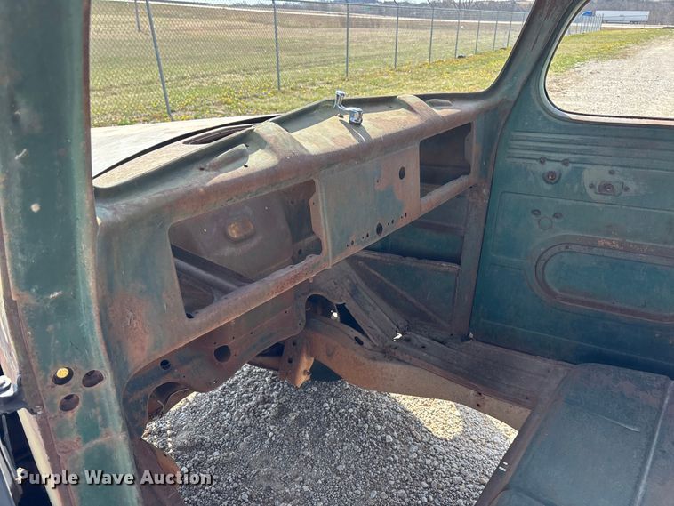 image for item EA4657 1941 International Harvester KB-1 pickup truck