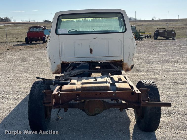 image for item EA4658 1979 Ford F150 pickup truck cab and chassis