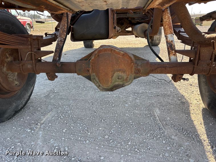 image for item EA4658 1979 Ford F150 pickup truck cab and chassis