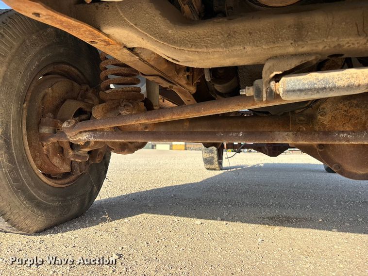 image for item EA4658 1979 Ford F150 pickup truck cab and chassis