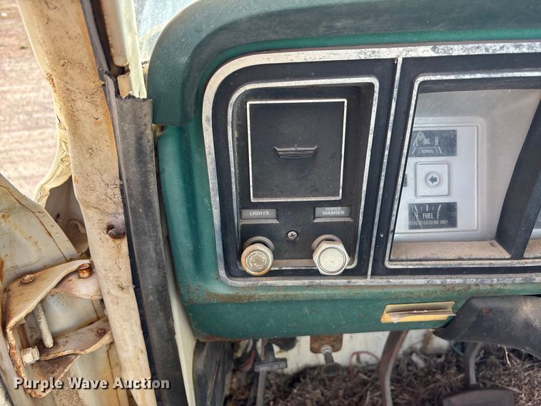 image for item EA4658 1979 Ford F150 pickup truck cab and chassis