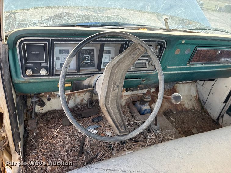 image for item EA4658 1979 Ford F150 pickup truck cab and chassis