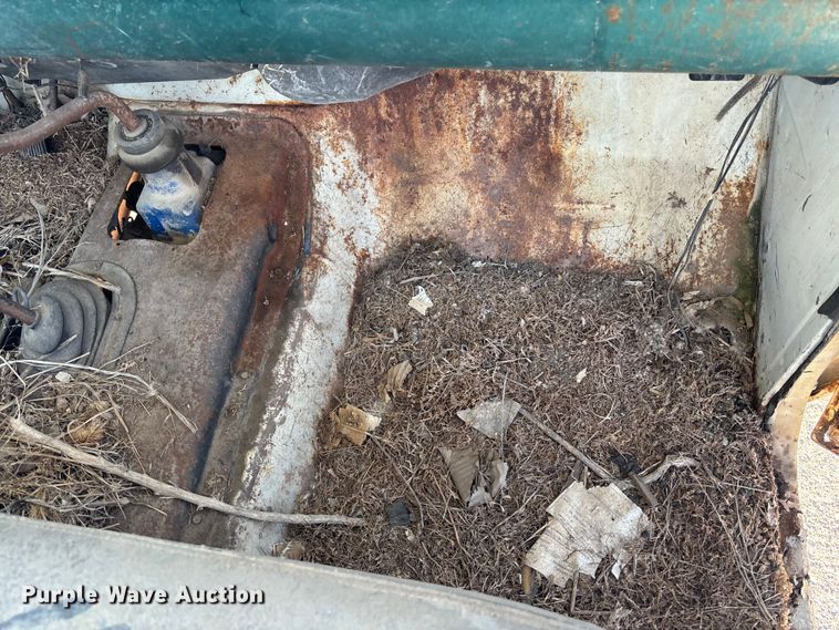 image for item EA4658 1979 Ford F150 pickup truck cab and chassis