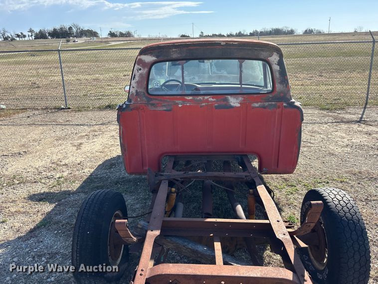 image for item EA4659 1965 Ford F100 pickup truck cab and chassis
