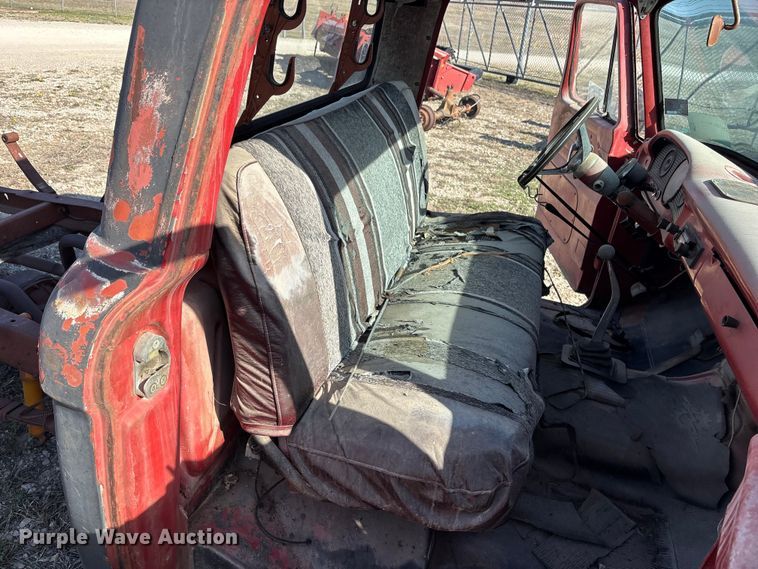 image for item EA4659 1965 Ford F100 pickup truck cab and chassis