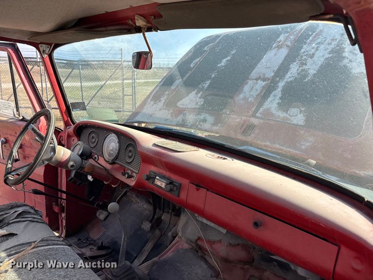 image for item EA4659 1965 Ford F100 pickup truck cab and chassis