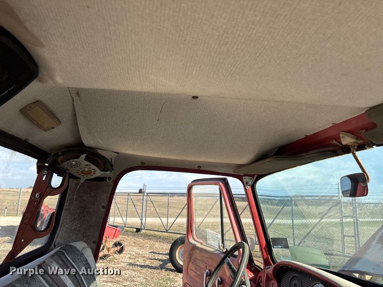 image for item EA4659 1965 Ford F100 pickup truck cab and chassis