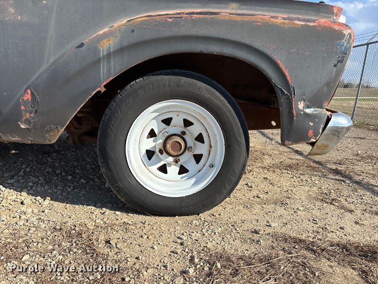 image for item EA4659 1965 Ford F100 pickup truck cab and chassis