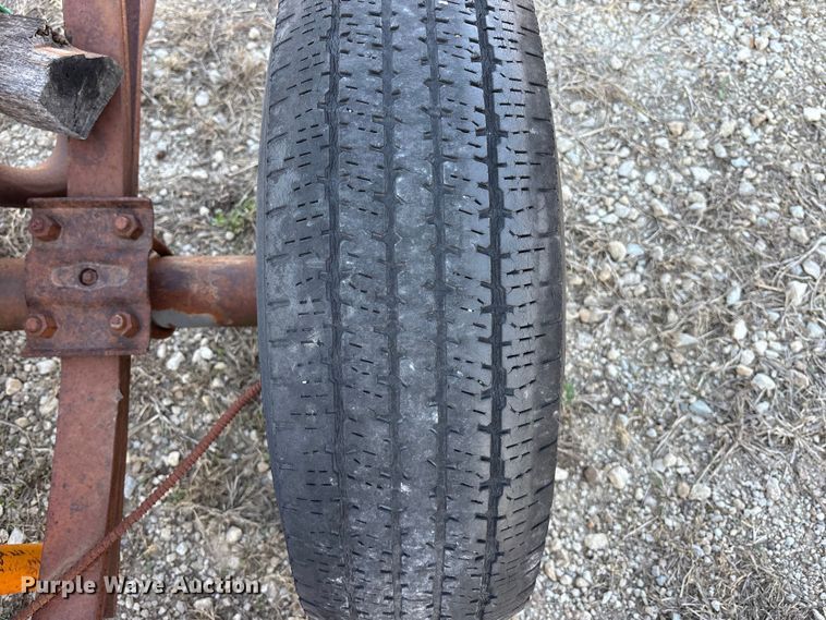 image for item EA4659 1965 Ford F100 pickup truck cab and chassis