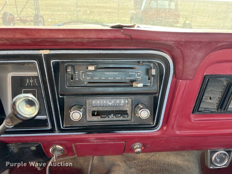 image for item EA4660 1978 Ford F150 Ranger pickup truck